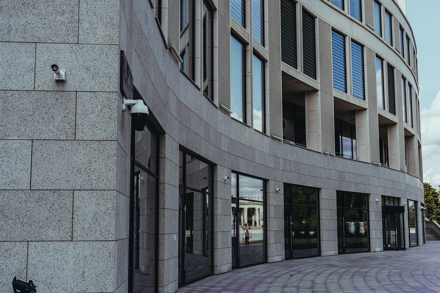 Видеонаблюдение VIVOTEK и СКУД ZKTeco для БЦ "Проспект"