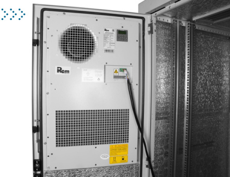 Шкаф уличный всепогодный напольный укомплектованный 18U (Ш700 × Г600), комплектация ТК-IP54