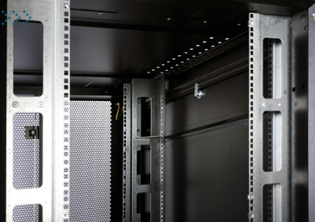 Шкаф серверный ПРОФ напольный 42U (800x1000) дверь перфор. 2 шт., черный, в сборе