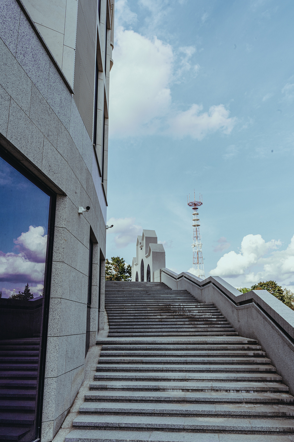 Видеонаблюдение VIVOTEK и СКУД ZKTeco для БЦ "Проспект"