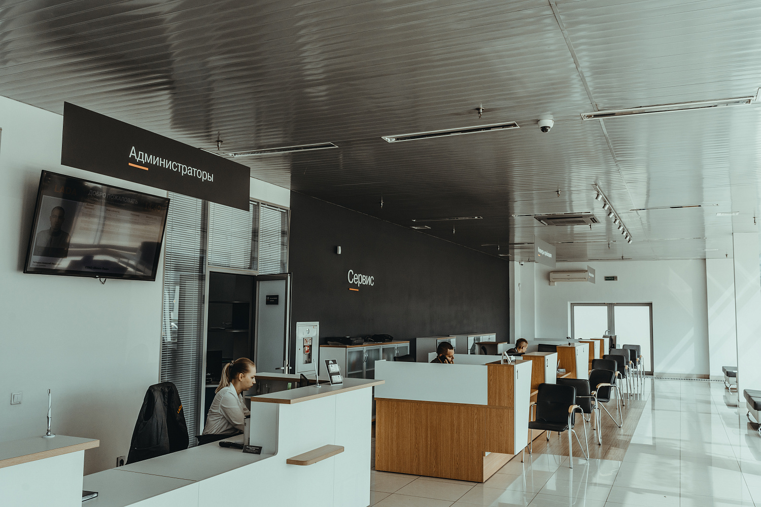 Видеонаблюдение VIVOTEK для автосалона LADA