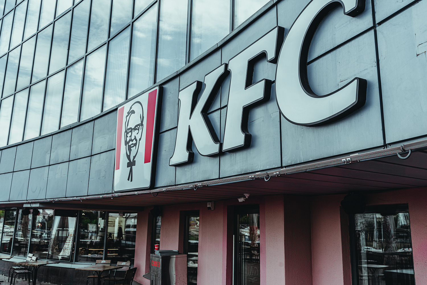 Видеонаблюдение VIVOTEK для ресторана KFC