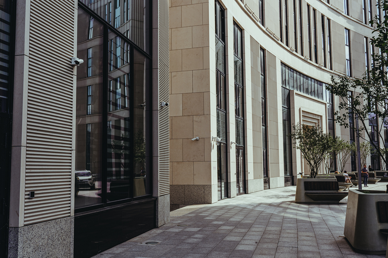 Видеонаблюдение VIVOTEK и СКУД ZKTeco для БЦ "Проспект"