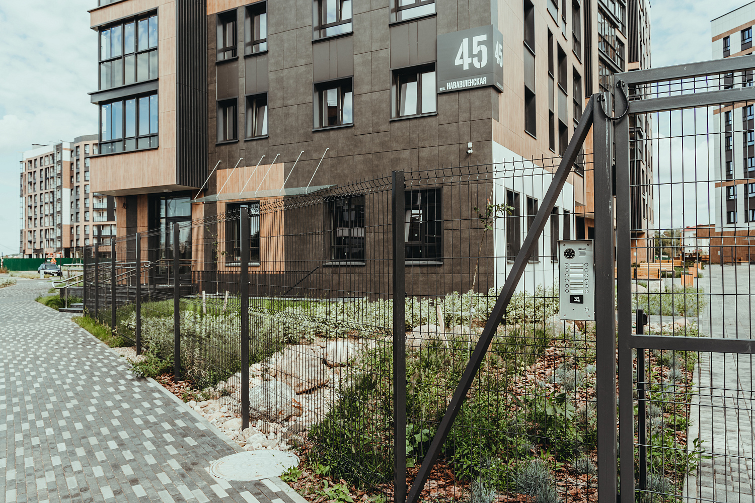 СКУД ZKTeco и видеонаблюдение BAS-IP для ЖК "Левада"